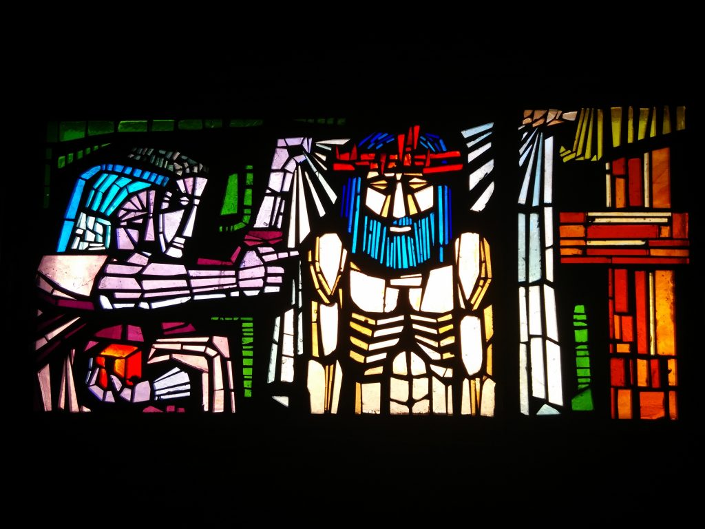 Jesús es despojado de sus vestiduras - X (vidriera en la Iglesia de Rectivía de Astorga)
