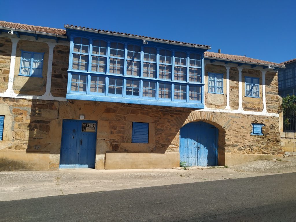 Casa maragata en Santa Colomba de Somoza