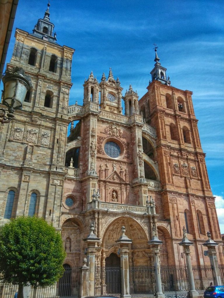 Façade de la cathédrale d'Astorga